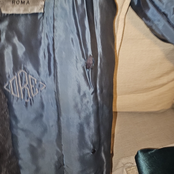 Natural Fur Coat by Neiman Marcus. Vintage Blue/Green Fendi. Size small. - Picture 11 of 14